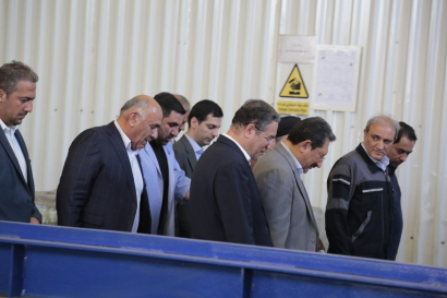 بازدید وزیر صمت و استاندار آذربایجانغربی از واحد تولیدی و صنعتی محورسازان چیچست بازدید وزیر صمت و استاندار آذربایجانغربی از واحد تولیدی و صنعتی محورسازان چیچست