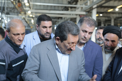 بازدید وزیر صمت و استاندار آذربایجانغربی از واحد تولیدی و صنعتی محورسازان چیچست بازدید وزیر صمت و استاندار آذربایجانغربی از واحد تولیدی و صنعتی محورسازان چیچست