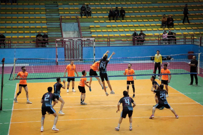 تیم محورسازان جام قهرمانی اولین دوره مسابقات والیبال